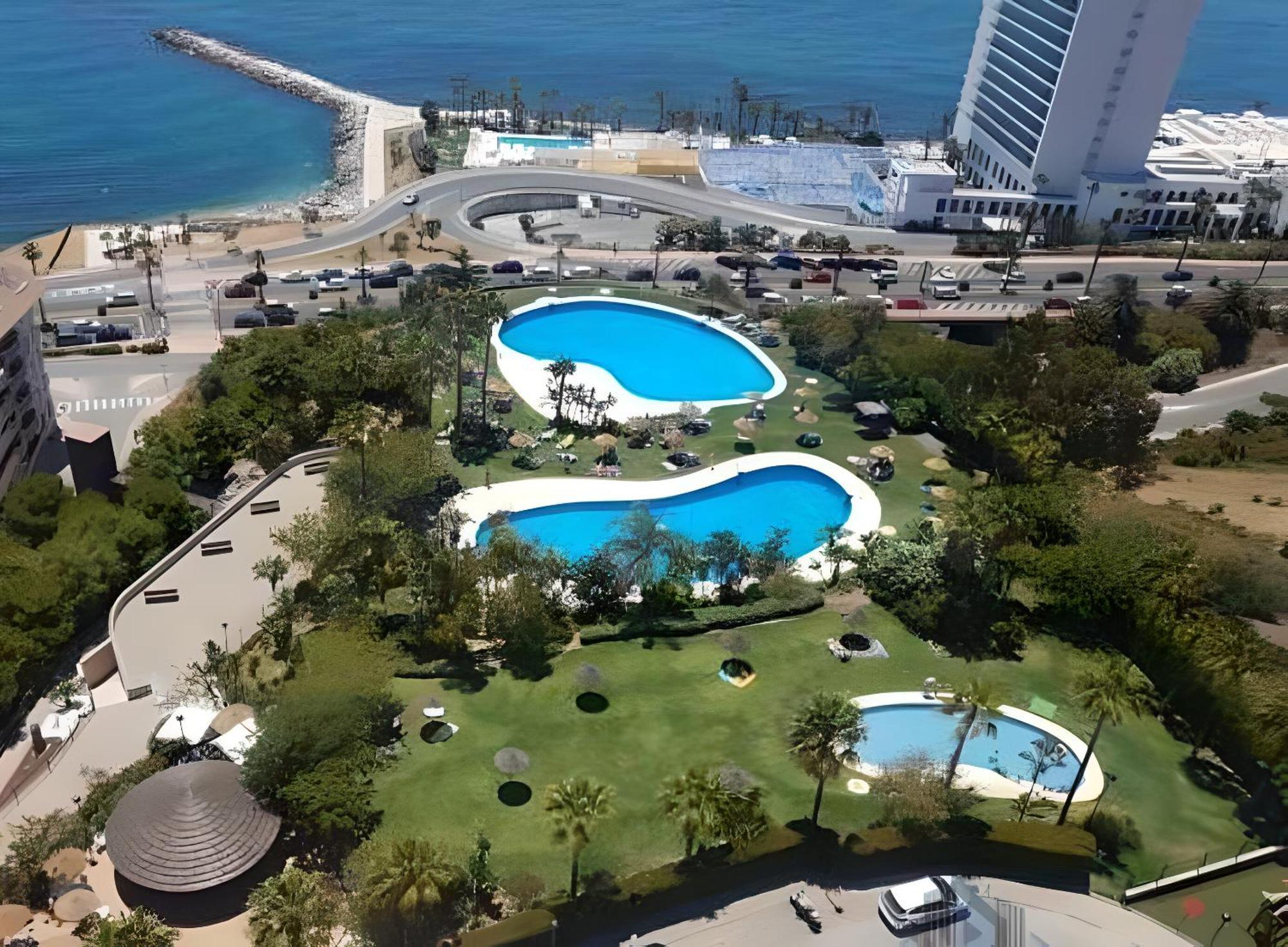 Luxury Apartment Benalmadena First Line Buitenkant foto